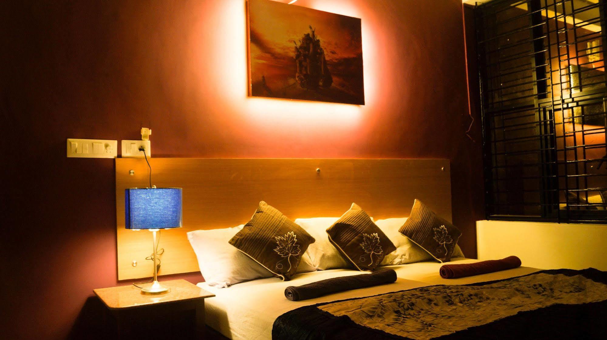 Dreams Hotel Kovalam Exterior photo